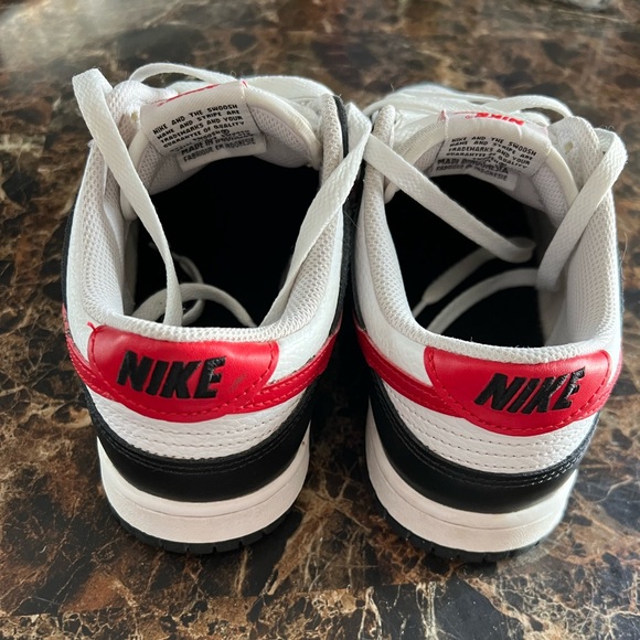 Nike Dunks - Picture 2 of 5